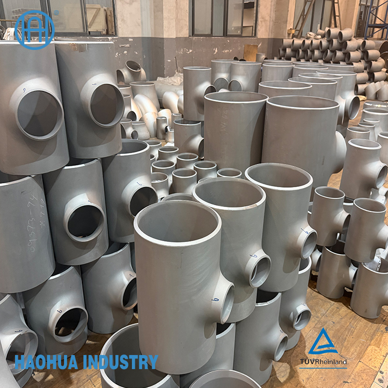 ASME B16.9 Fittings 1-48 Inch Stainless Steel Pipe Tee Seamless or Weld