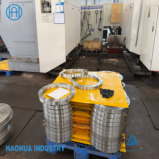 Standard Flange SA 105N Wnrf, 150lbs, Stainless Steel Flange