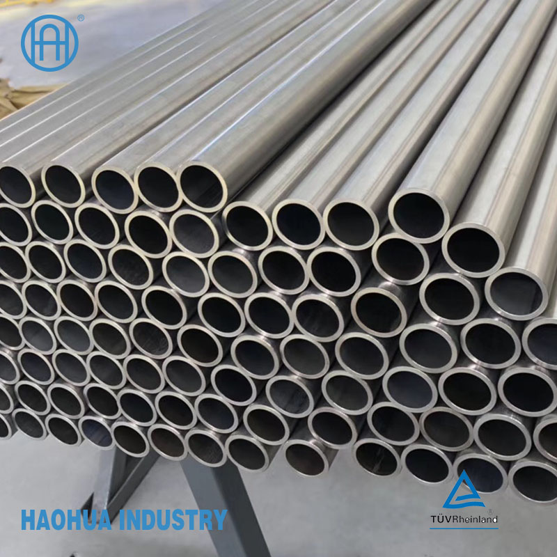 Stainless Steel Round Tube A213 Seamless Tube For Heat Exchanger