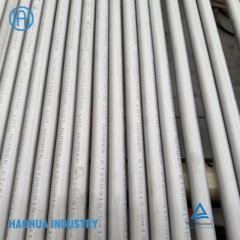 Round Pipe ASTM A213 SS304 316L 316 310S Stainless Steel Pipe Seamless Tube 