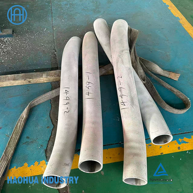 Centrifugal casting tube bundle