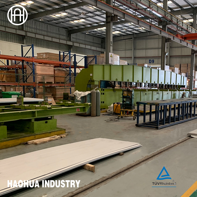 China Manufacturer Cold Rolled Stainless Steel Sheet/ Plate